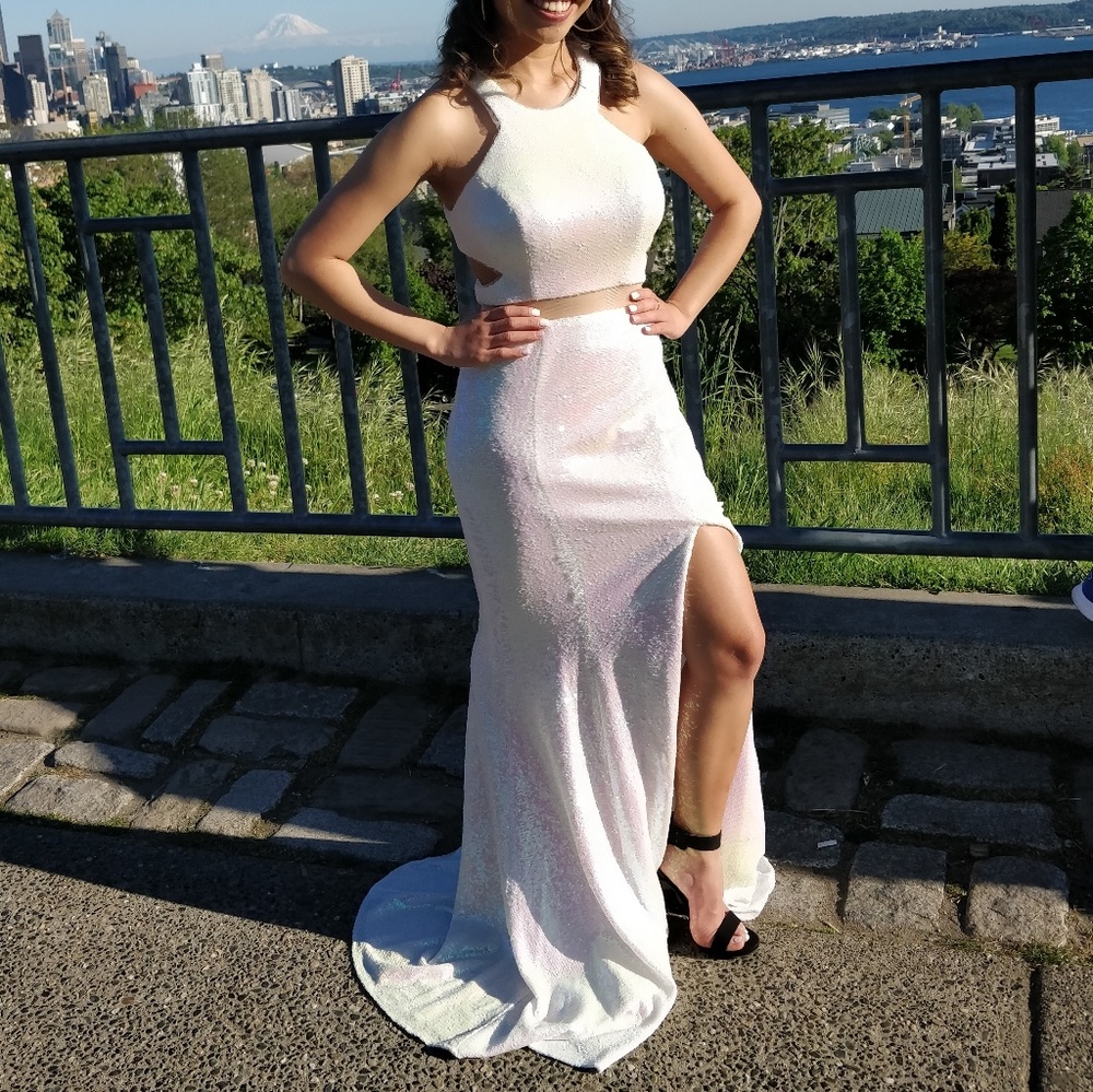 Prom dress